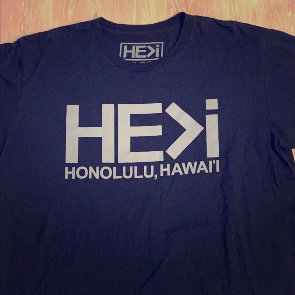 HE>I T-shirt